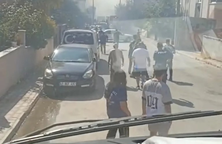 Körfez’de otluk alan yangını!