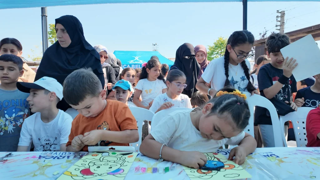Mutluluk Otobüsü Darıcalı Çocukları Sevindirdi - 3. görsel