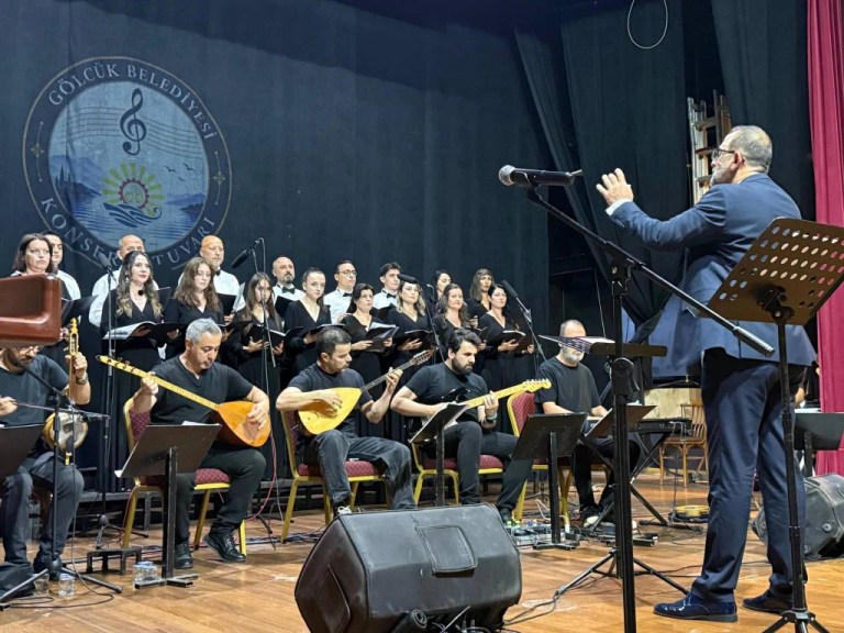 Gölcük'ten türkü ziyafeti! - 3. görsel