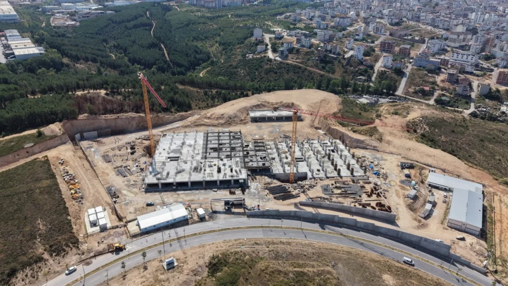 Çayırova Devlet Hastanesi'nin inşaatı hızla ilerliyor - 2. görsel
