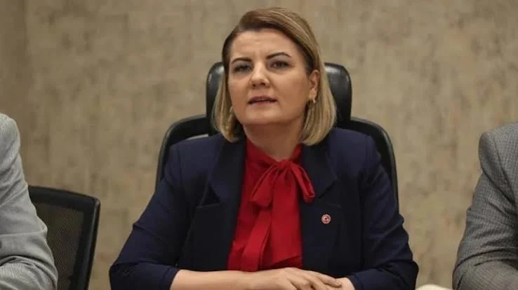 İzmit Belediyesi'ne yolsuzluk operasyonu!