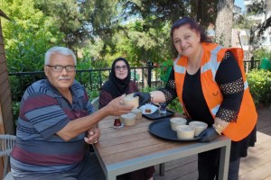 Aşure bereketi Saygınlar Kulübü’ne taşındı