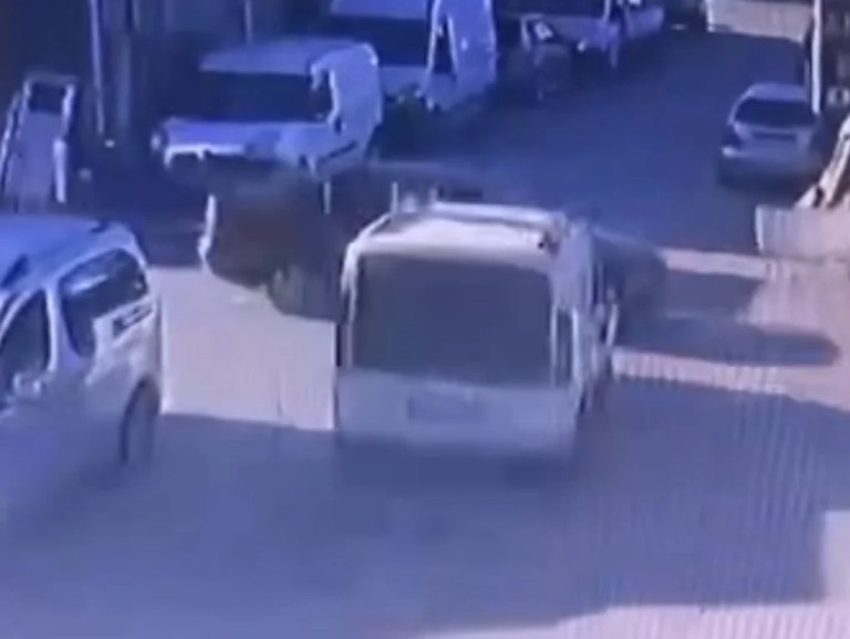Hurdacılar Sokak'ta kaza korkusu!