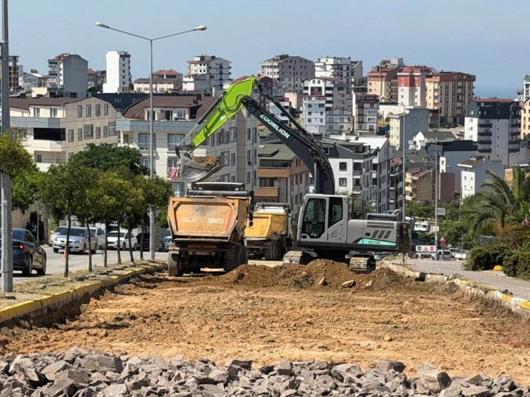 Bahriye Üçok Caddesi'ne konforlu ulaşım hamlesi - 2. görsel