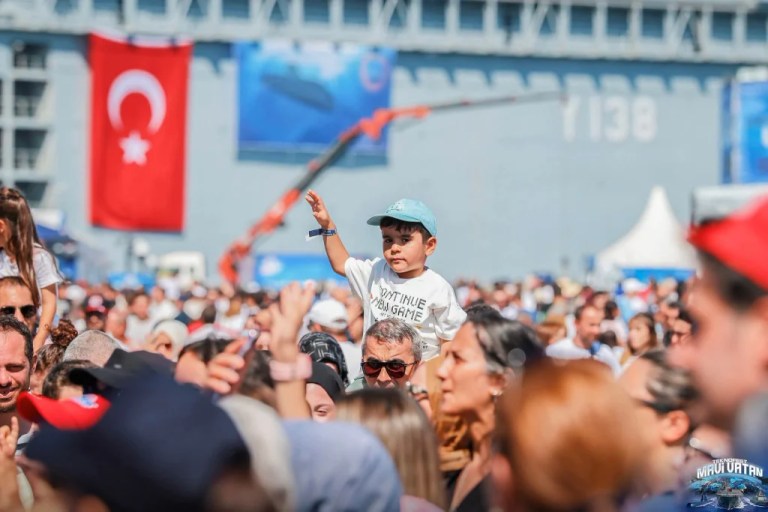 Gölcük'e TEKNOFEST Mavi Vatan plaketi! - 3. görsel