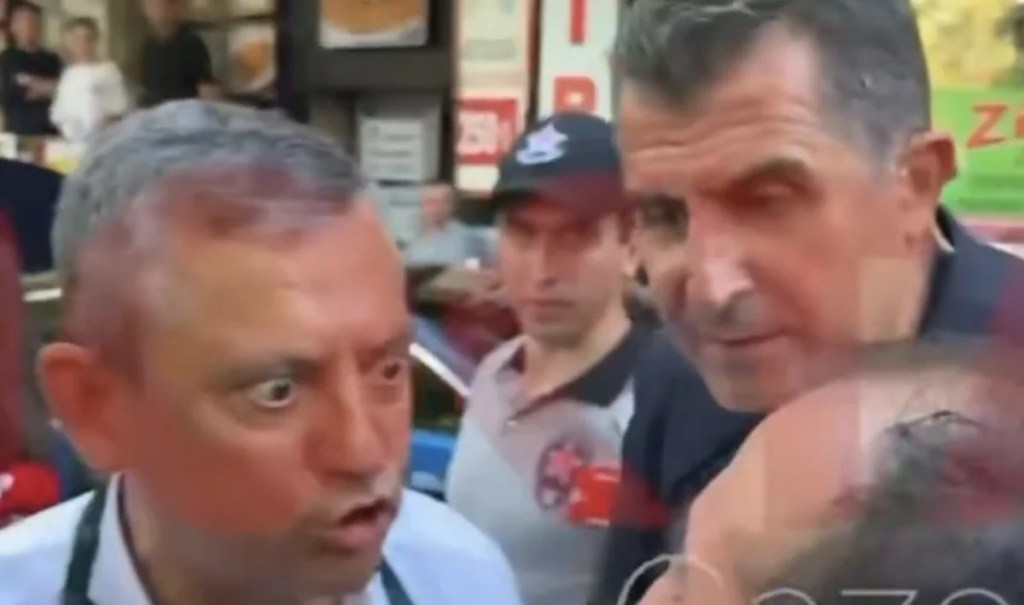 Özgür Özel'den İzmit'te vatandaşa sert tepki!