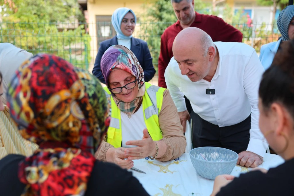 Darıca'da çocukların yüzü gülüyor