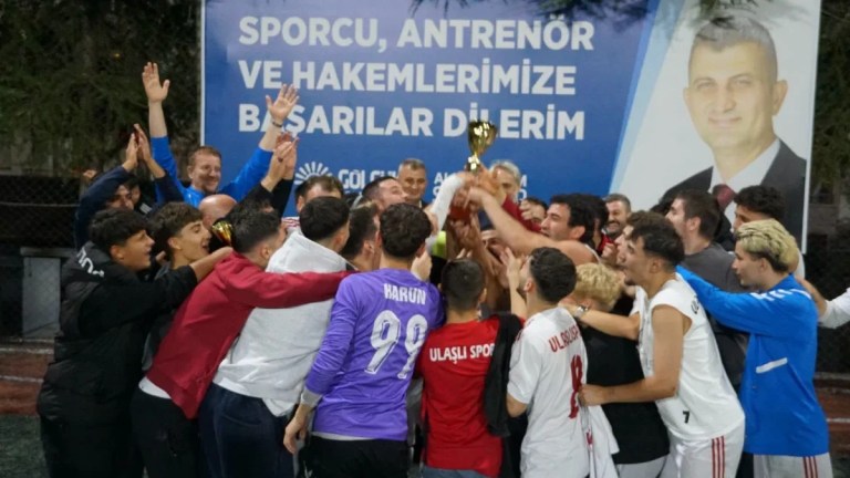 Başkanlık Kupası’nda şampiyon Ulaşlıspor