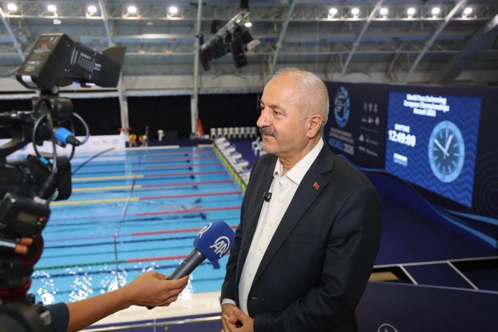 Büyükgöz'den voleybol takımına moral ziyareti - 3. görsel