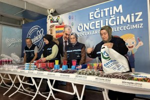 Çayırova’da öğrencilere kırtasiye desteği