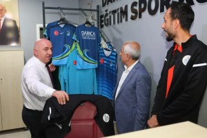 Darıca’da genç sporcular geleceğe hazırlanıyor