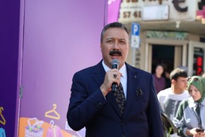 Gölcük Alışveriş Festivali kapılarını açtı