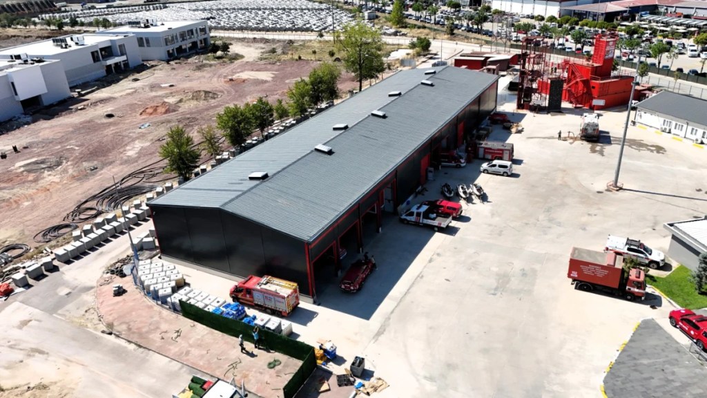 İzmit'te itfaiye depo binası tamamlandı