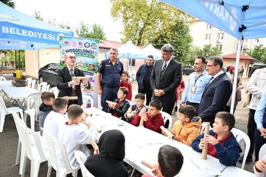 Kartepe'de miniklerin bilim şenliği başladı - 3. görsel