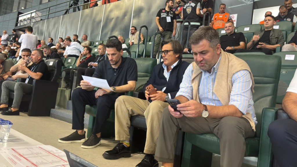 Montella Kocaelispor Samsunspor maçını izledi