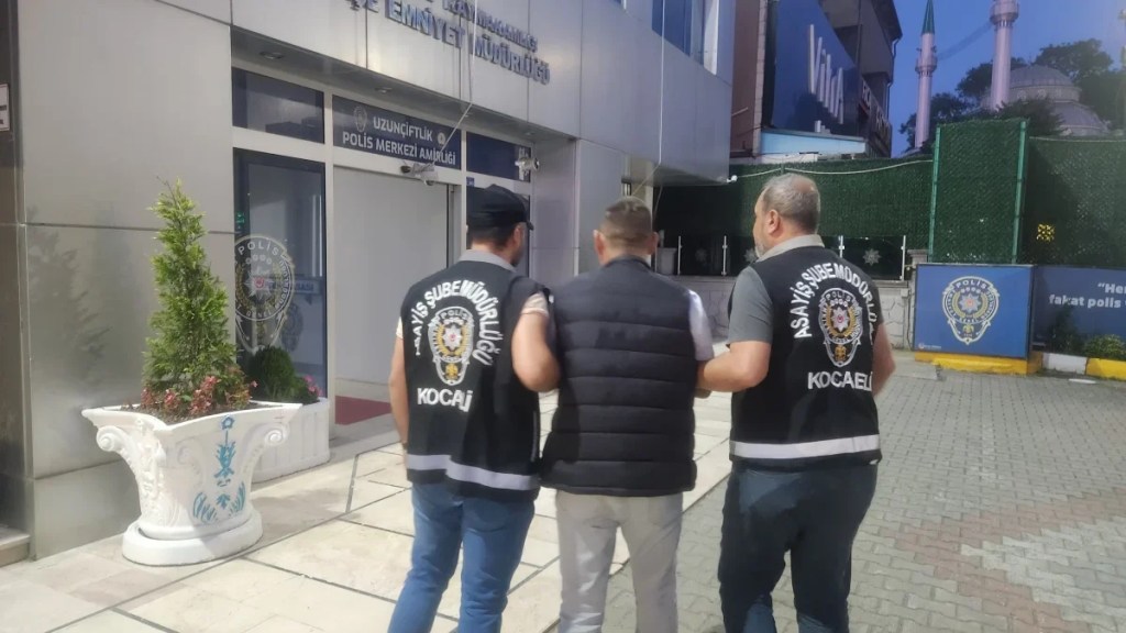 Nitelikli dolandırıcılık hükümlüsü yakalandı!
