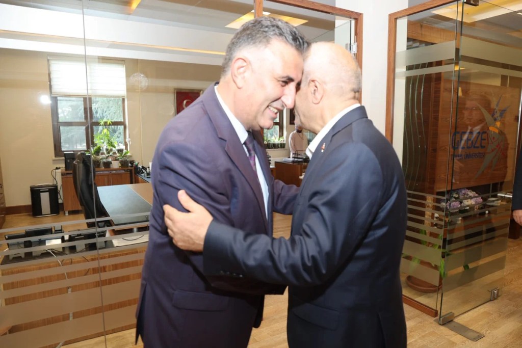 Rektör Mantar'a protokol ziyareti