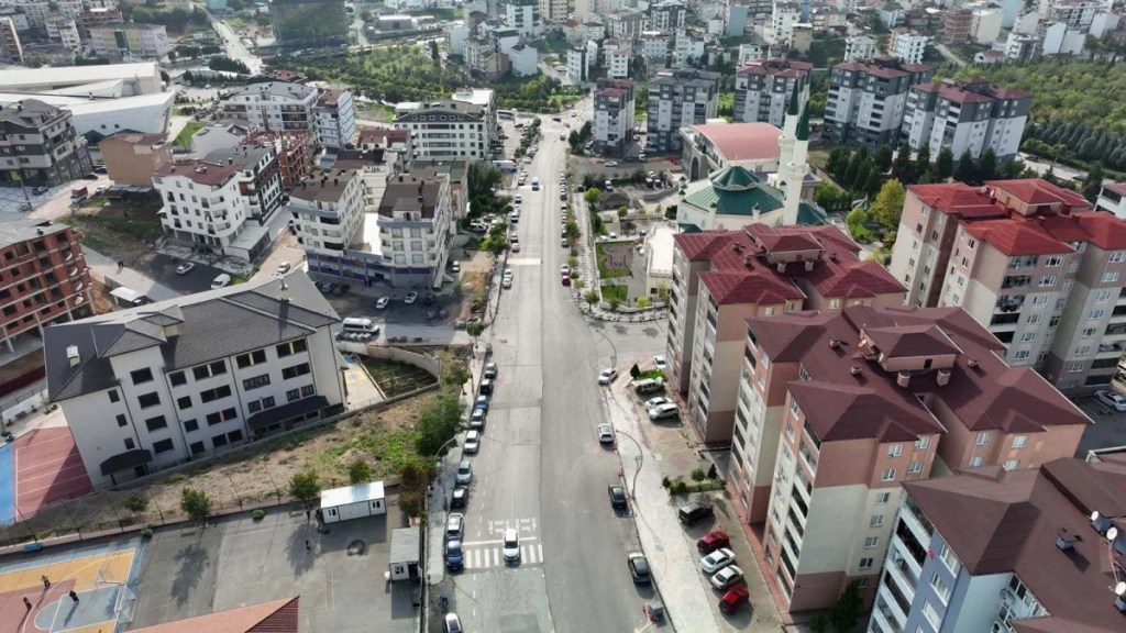 Bahriye Üçok Caddesi baştan aşağı yenileniyor