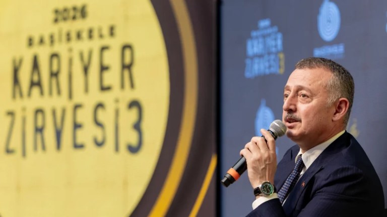 Büyükakın gençlere kariyer tavsiyelerinde bulundu