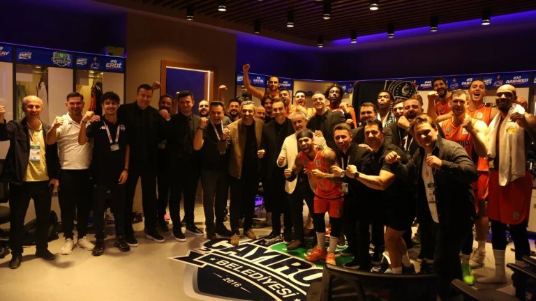 Çayırova Belediyesi ligde ilk galibiyetini aldı