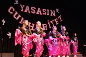 Çayırova’da 29 Ekim coşkusu yaşandı