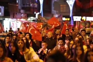 Cumhuriyet sonsuza dek yaşatılacak