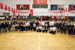 Cumhuriyet’in 103. yılı Derince’de kutlandı