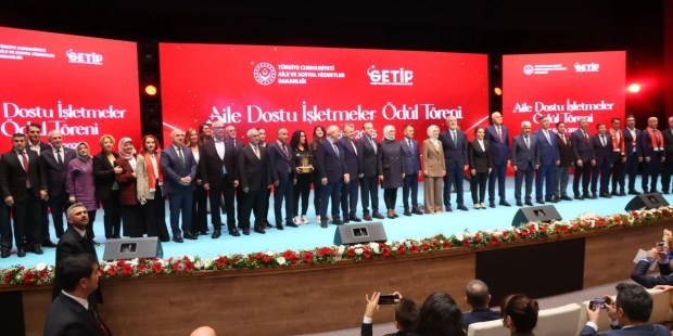 Darıca Belediyesi’ne aileyi güçlendirme ödülü