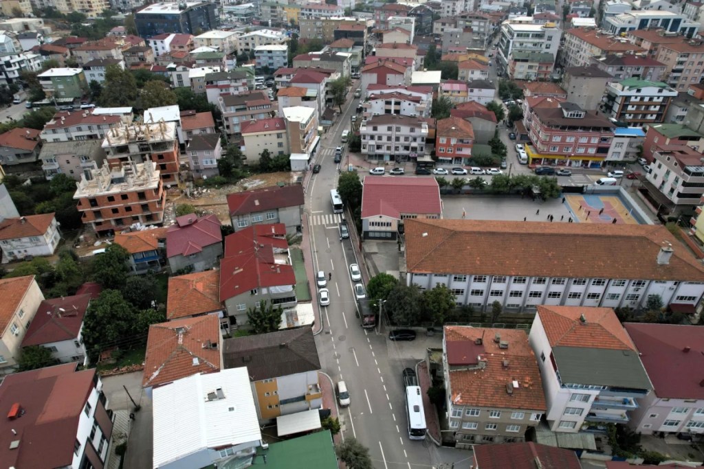 Darıca Mevlana Caddesi yenilendi