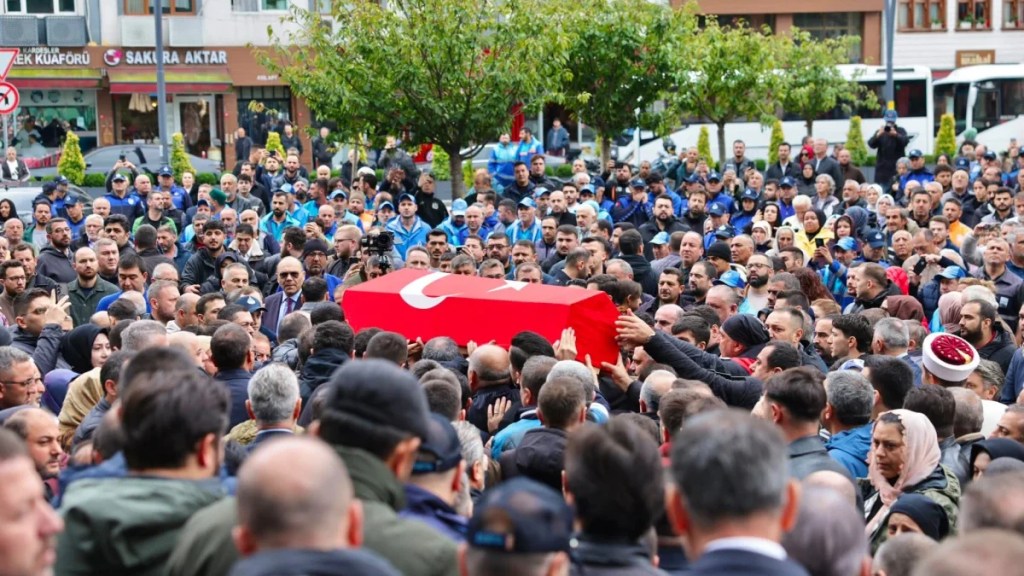 Dündar Ziya Gültekin son yolculuğuna uğurlandı!