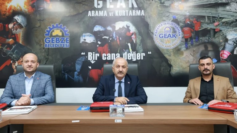Gebze’de afet gönüllüleri göreve hazırlanıyor