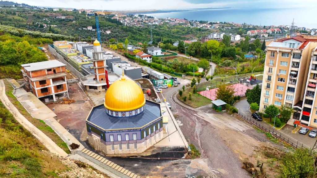 Karamürsel Aksa Camii hızla yükseliyor - 2. görsel