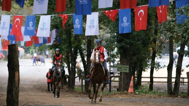Kocaeli’de 117 binici parkura çıktı
