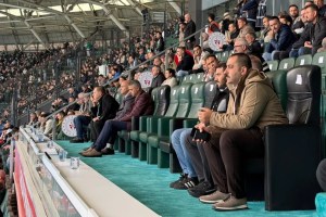 Kocaeli’de sel mesaisi tribünü boş bıraktı