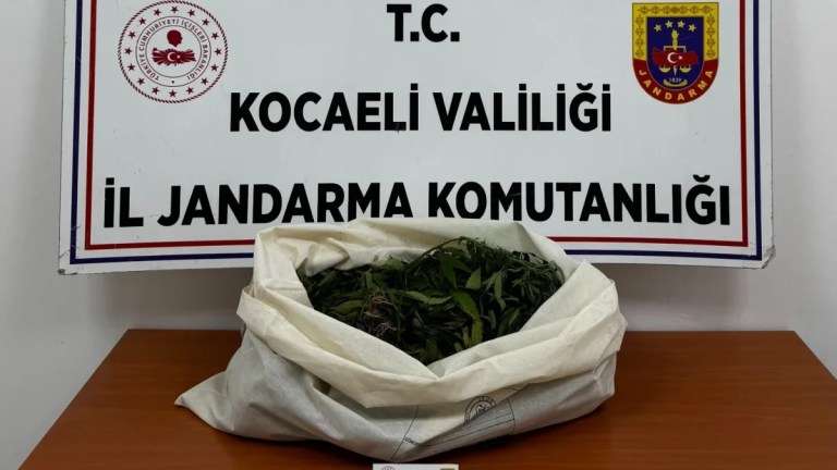 Kocaeli’de uyuşturucu baskınında 7 gözaltı!