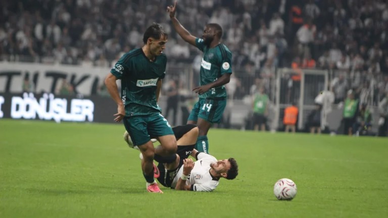 Kocaelispor Beşiktaş deplasmanında yenildi