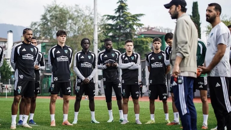 Kocaelispor Göztepe mesaisine başladı