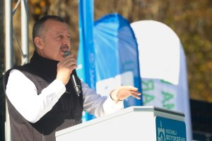 Ormanya’dan doğaya 9 kızıl geyik daha salındı