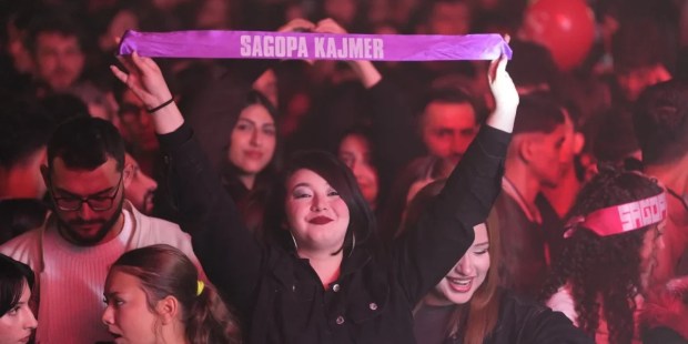Sagopa Kajmer yağmur altında sahne aldı