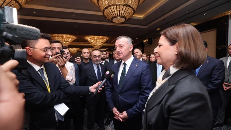TBB seçimi için salona ilk Büyükakın geldi