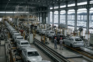 Küresel otomotiv üretimi 37,6 milyona geriledi